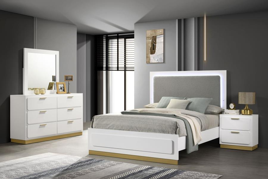 Juego de dormitorio de 4 piezas Caraway Eastern King en color blanco 224771KE-S4