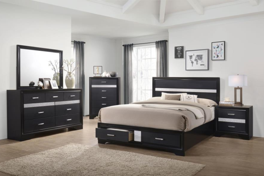 Juego de dormitorio de 4 piezas Miranda Queen en color negro 206361Q-S4
