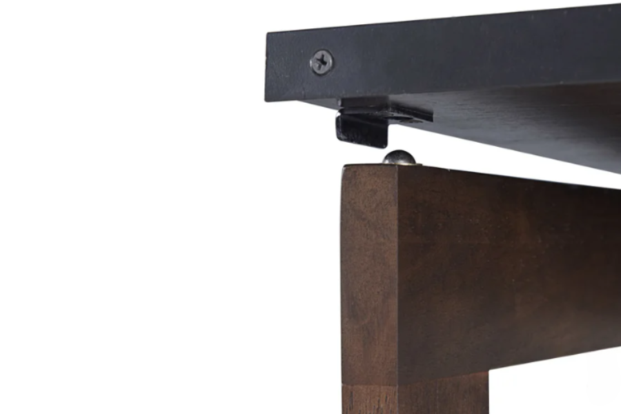 Escritorio plegable de madera preensamblado Stakmore disponible solo en línea