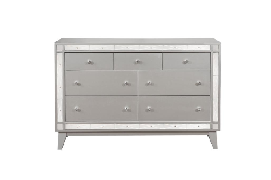 Juego de dormitorio Queen Camille de 4 piezas en color Mercury metálico 300621Q-S4