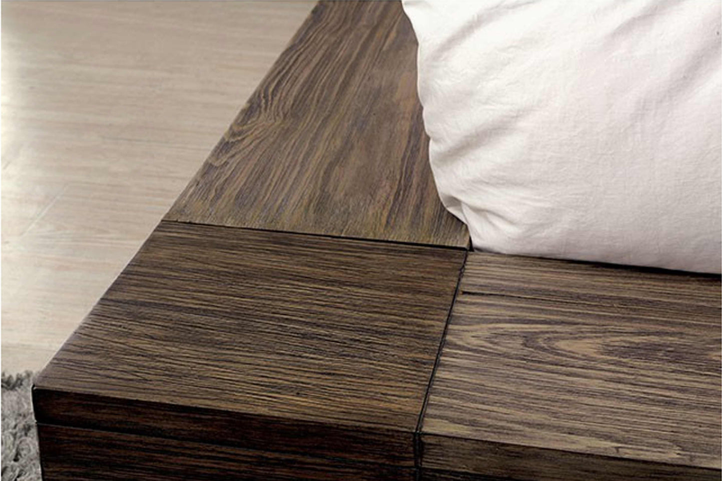 Janeiro Solid Wood Bed Model 7628 - Venini Furniture